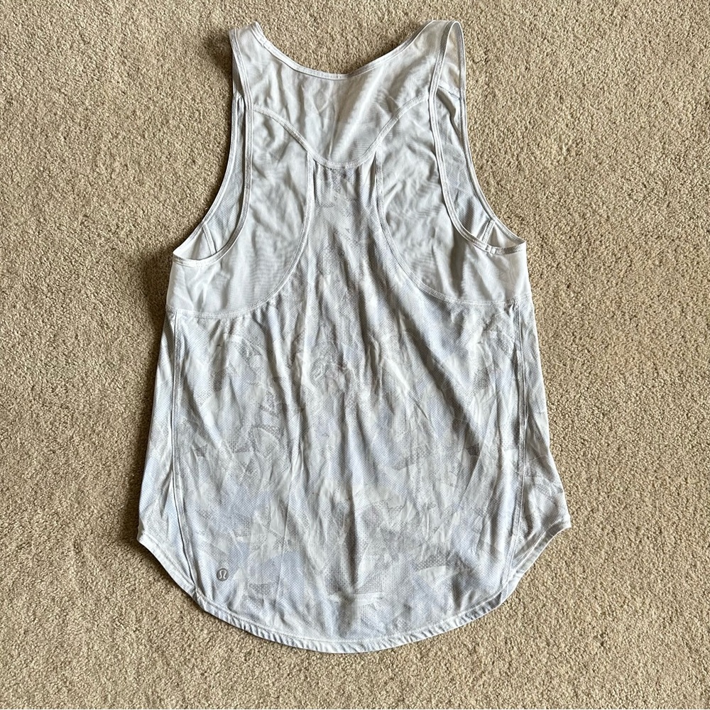 Lululemon Sculpt Tank II Jasmine White Multi size 6 - Picture 3 of 6